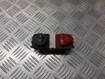 Вимикач світла аварійних scenic ii 8200095493 фото №1