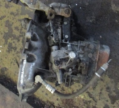 DĖŽĖ PAVARŲ OPEL VECTRA B 1.6 16V F17 W418 F17W418 