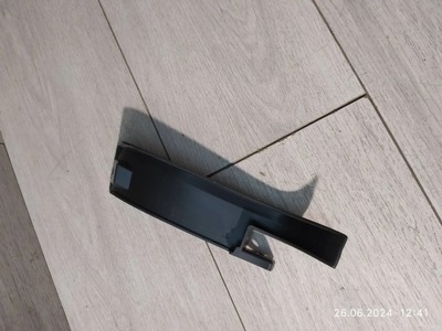 9084. taycan молдинг бампер правый задняя 9j0807838 фото №1