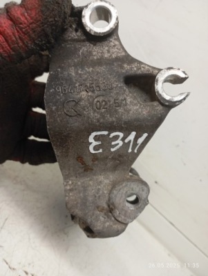 Citroen peugeot - кронштейн генератора 9641715580 фото №1
