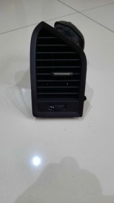 Решётка обдув правая volvo xc60 i europa фото №1