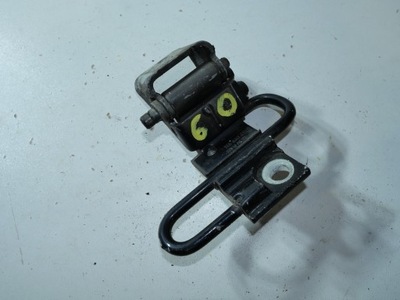 Vw touran петля дверь 1t0833411q фото №1