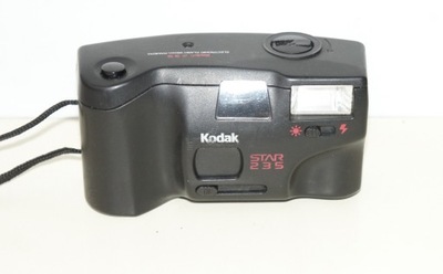 Klasyk aparat analogowy KODAK STAR 235