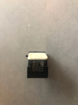 Bmw датчик uderrzeniowy боковой 6911003 фото №1