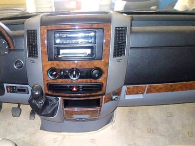 VW CRAFTER,OKLEINA TORPEDAS BRIDAS PANEL CARBÓN  