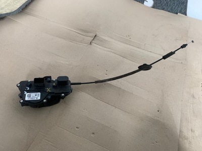 Ford mustang mach-e rwd 2021r 75.7 kwh замок дверь правый перед оригинал фото №1