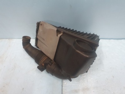 Корпус фильтра воздуха vw touareg 7l0 5.0l фото №1