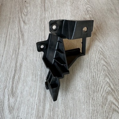 Кронштейн лампи правий alfa romeo stelvio фото №1