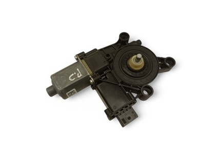 Alfa romeo stelvio 0130822068 права сторона двигуни вікон фото №1