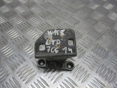 Петля двері лівий задній mercedes w168 1.6 фото №1