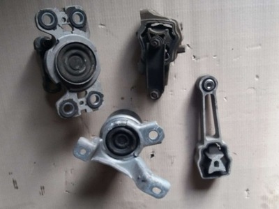 Volvo xc60 i кронштейн подушка 2.4 d5 фото №1