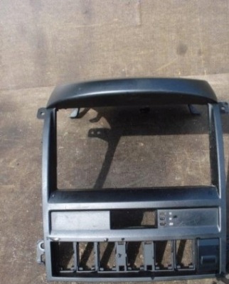 Kia sorento 02-09 рамка тунель середній фото №1