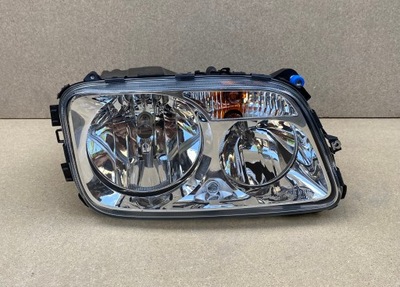 Лампа rh mercedes actros mp3 1eh009513-02 фото №1