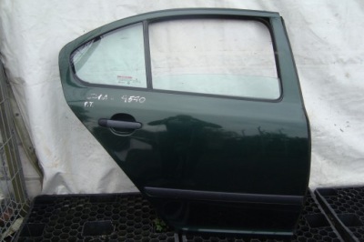 Двері правий задня 9570 skoda octavia ii hb 04-12 фото №1