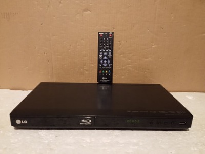 LG BD650 z pilotem