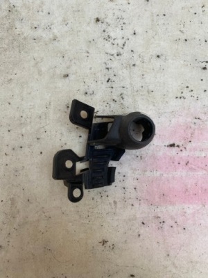 Porsche cayman 981 кронштейн pdc лівий перед фото №1