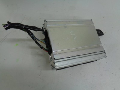 Opel astra iv j insignia zafira c усилитель 13352132 фото №1