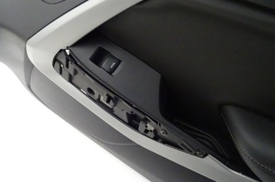 2016 camaro перемикач вікон панель двері правий фото №1