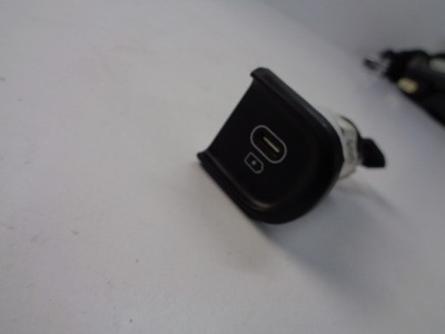 Роз'єм зарядний пристрій usb kia sportage v 2021- фото №1