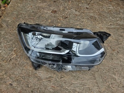 Toyota proace city лампа правая перед передняя 2019- фото №1