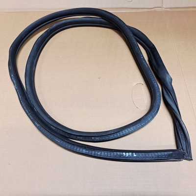 Porsche cayman r 987 11r прокладка дверь левая 98753707504 фото №1