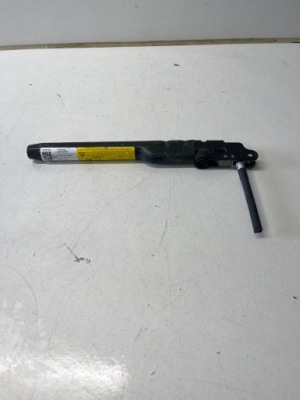 Maserati grecale натяжитель поперечина правая  перед 00505436260 фото №1