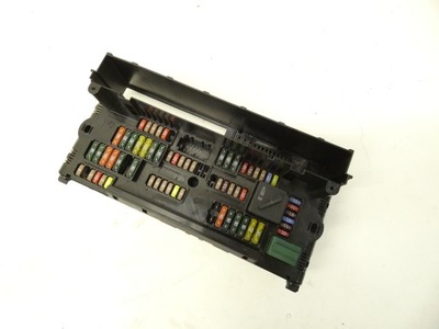 Bmw f11 f10 коробка запобіжників фото №1