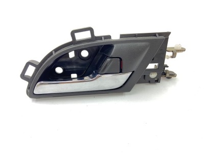 Ручка внутрішня права правий перед honda cr-v 3 iii 2006-2012r. фото №1