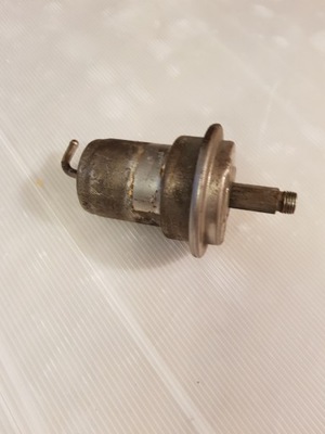 Регулятор тиску пального mercedes w123 w126 r107 фото №1