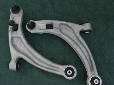 SWINGARM FRONT 8/5000 BOLT ASTON MARTIN DBS 2007-12R  