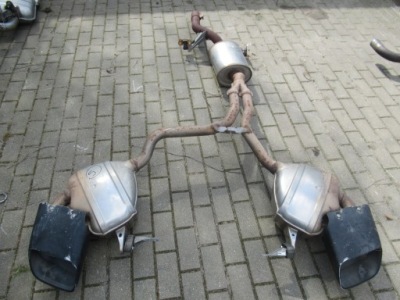 Вихлоп гасник porsche 95b macan 2.0i фото №1