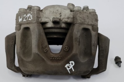 Супорт правий перед mercedes w212 3.0 cdi v6 фото №1