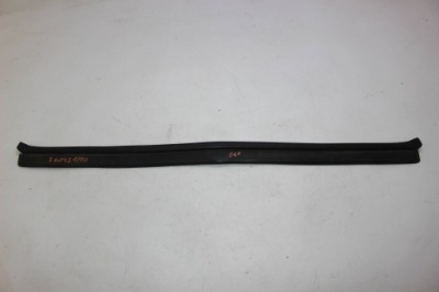 Bmw оригинальный номер 7206521 прокладка капота фото №1