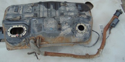 Bak бак пального kia sportage ii 2.7 v6 4x4 eu фото №1