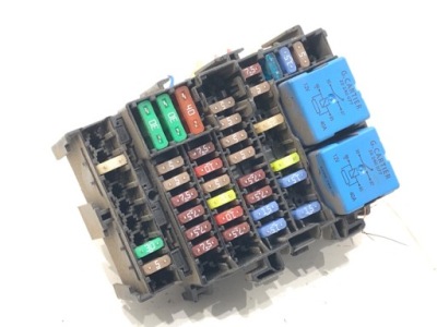 Коробка предохранителей dacia dokker хэтчбек 1.6 102km модуль фото №1