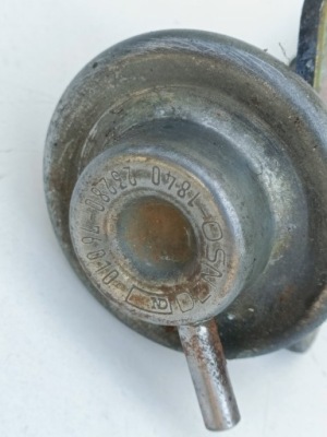 23280-76010 denso регулятор давления топлива фото №1