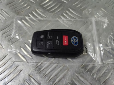Toyota sienna 2021 ключ pilot smart key фото №1