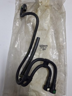 Шланг топлива peugeot оригинальный номер 1573gv фото №1