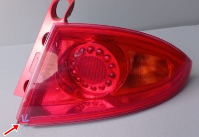 Seat leon ii лампа правый задняя 1p0945096f eu фото №1