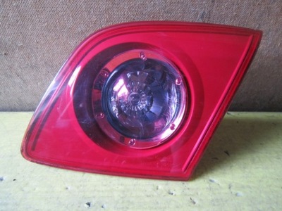 Mazda 3 bk лампа правый задняя внутренняя фото №1