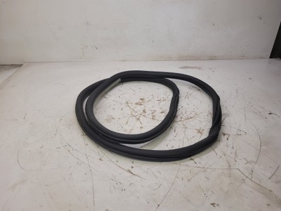 Прокладка дверь задняя audi a3 8p 5-d 8p4833721 фото №1