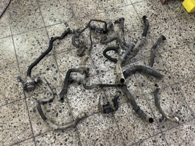 Шланги трубки води помпа 1.6 dci biturbo renault trafic 3 iii 17-19r 2018r фото №1