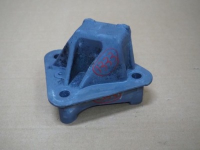 Кронштейн підпора двигуна peugeot 407 2.7 3.0 hdi фото №1