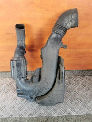 Резонатор повітря honda accord viii 2.2i-dtec фото №1