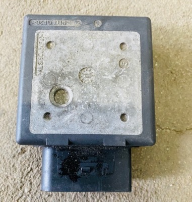 Audi a3 8v0 2.0 tdi модуль насоса топлива 5q0906121f фото №1