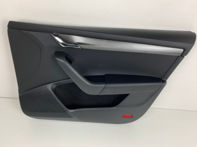 Octavia iii обшивка дверь правый перед подсвечиваемый фото №1
