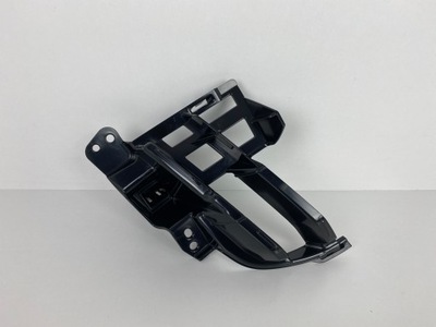 Skoda octavia iv направляющая решетка правый перед 2019- фото №1