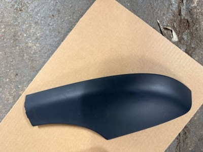 Заглушка накладка рейлинг skoda yeti 5l0860149 фото №1