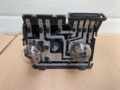 Audi a8 d2 вкладыш лампы правый задняя 29632201 фото №1