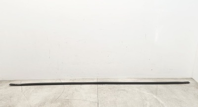 Toyota verso молдинг прокладка кровельная левая фото №1